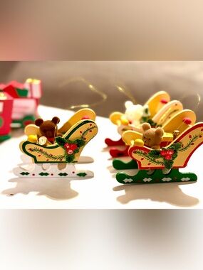 Christmas Around The World Teddy Bear Sled Ornaments in Box